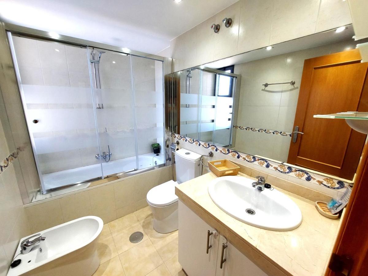 Luxury 3 Dormitorios Frente Al Mar En Las Marinas By Sonneil Rentals Benidorm Esterno foto